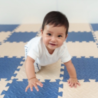 Ciri-ciri anak cerdas dari bayi-nutriclub