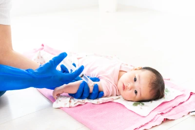 Banner Artikel Manfaat, Jadwal Pemberian, dan Efek Samping Vaksin Polio pada Bayi
