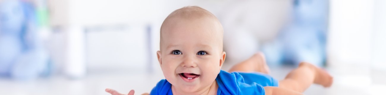 Bayi Usia 5 Bulan Belum Bisa Tengkurap, Apakah Normal? 