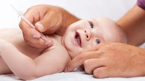 Jadwal Vaksin Wajib dan Tambahan untuk Bayi 0-12 Bulan