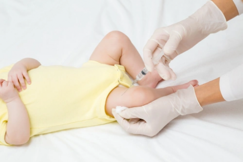 Banner Artikel Vaksin Influenza untuk Bayi: Manfaat, Jadwal, dan Efek Samping