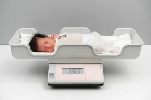 Banner Artikel Berat Normal Bayi Baru Lahir yang Sehat dan Ideal