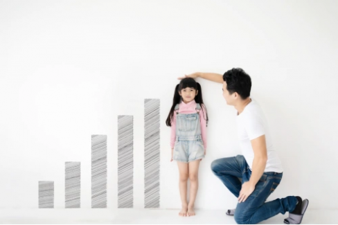 Banner Artikel Tinggi Anak 2 Tahun yang Normal, Apakah Sudah Sesuai?