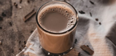 Banner Artikel Susu Coklat dengan Boba (tinggi akan kandungan asam folat)