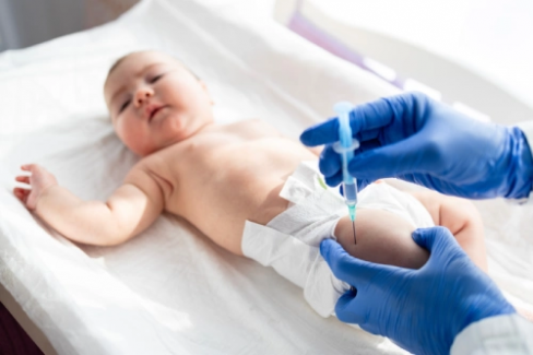 Banner Artikel Vaksin Campak untuk Bayi: Umur, Jadwal, Efek Sampingnya