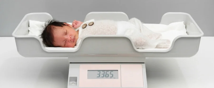 pertumbuhan berat badan bayi 0-6 bulan-nutriclub