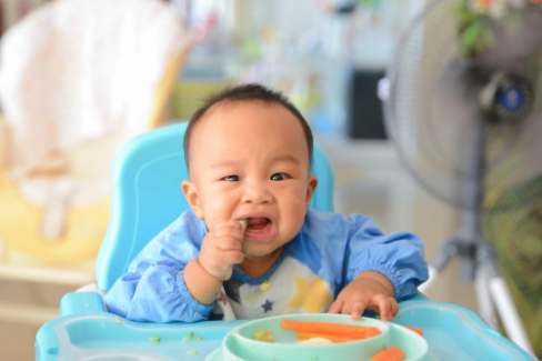 Banner Artikel 10 Nutrisi Penguat Imun Anak untuk Kesehatan yang Optimal