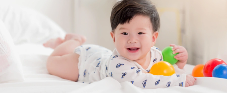 Banner Artikel Milestone Perkembangan Bayi 7 Bulan dan Tips Stimulasinya