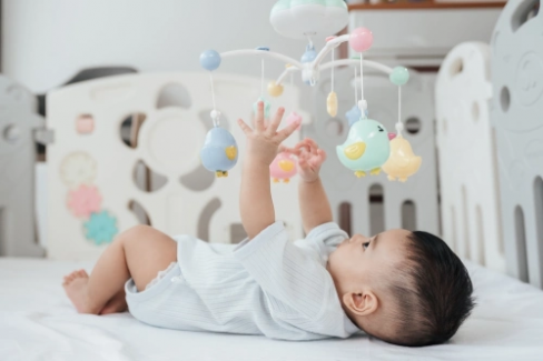 Banner Artikel 10 Ide Stimulasi Bayi 5 Bulan untuk Dukung Tumbuh Kembang