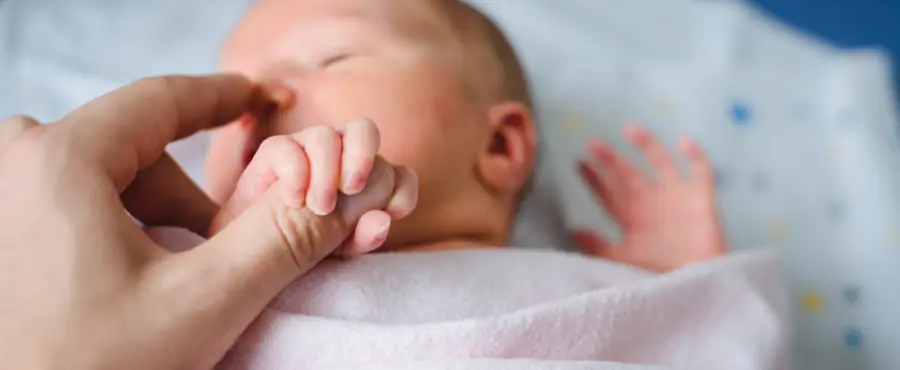 Banner Artikel 7 Jenis Refleks pada Bayi dan Fungsinya untuk si Kecil