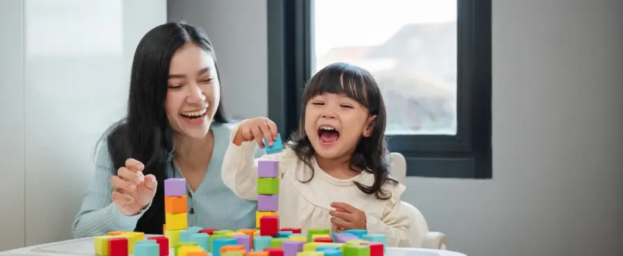 Banner Artikel Perkembangan Anak Usia 5 Tahun dan Stimulasi Tiap Aspeknya