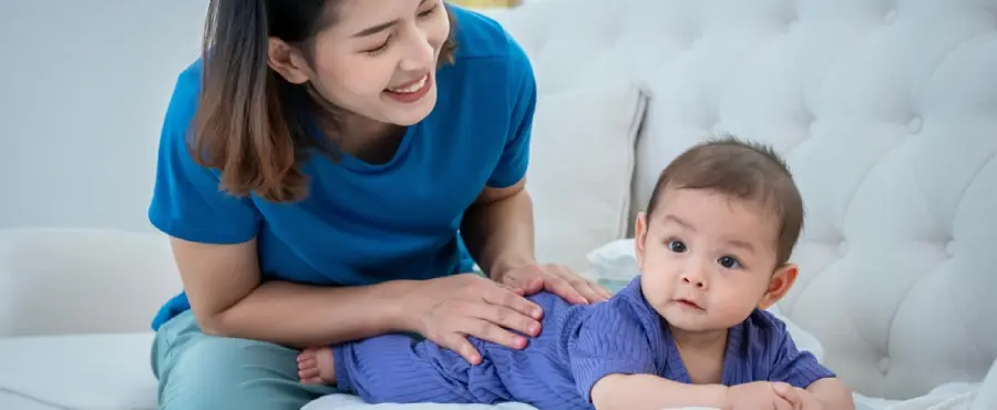 Banner Artikel Panduan Cara Merawat Bayi 4 Bulan yang Tepat