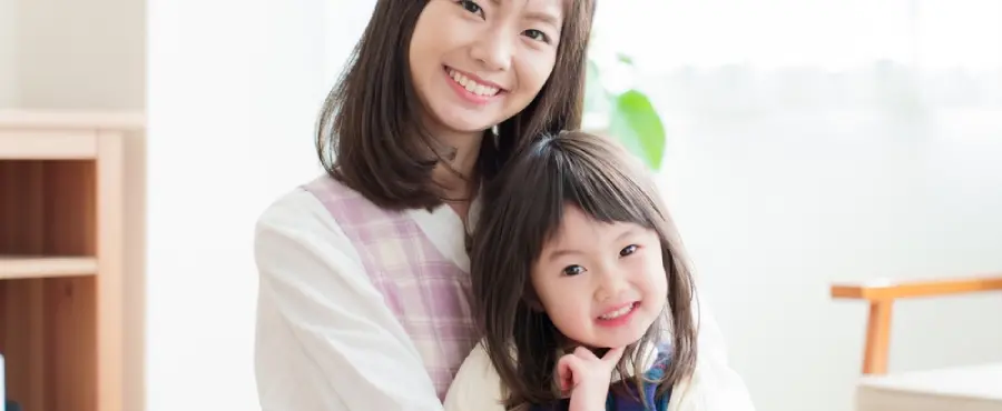 Banner Artikel 12 Cara Mendidik Anak Usia 3 Tahun Supaya Cerdas & Mandiri