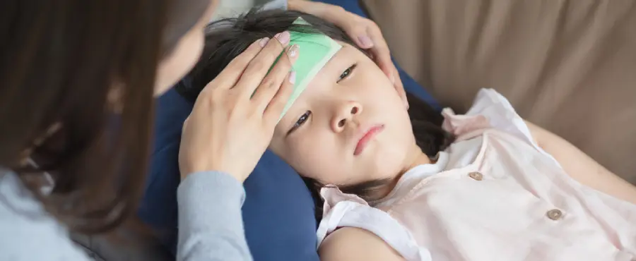 Banner Artikel Penyebab Anak Demam, Cara Mengatasi, dan Tanda Bahayanya