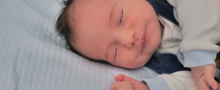 Banner Artikel Benarkah Kecerdasan Bayi Normal & Caesar Berbeda?