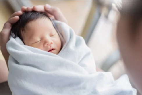 Menyusui bayi dengan posisi yang benar dan nyaman