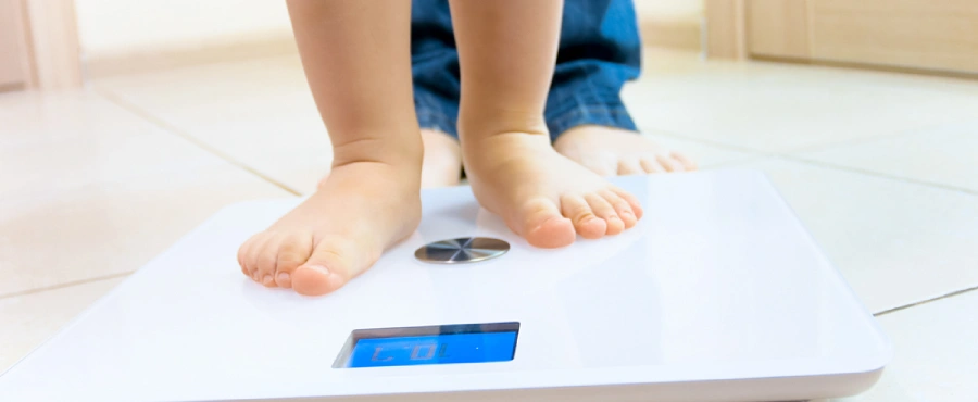 Banner Artikel Berat Badan Anak 1 Tahun Berapa yang Normal? Banner Artikel Berat Badan Anak 1 Tahun Berapa yang Normal?