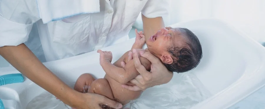 cara memandikan bayi prematur-nutriclub