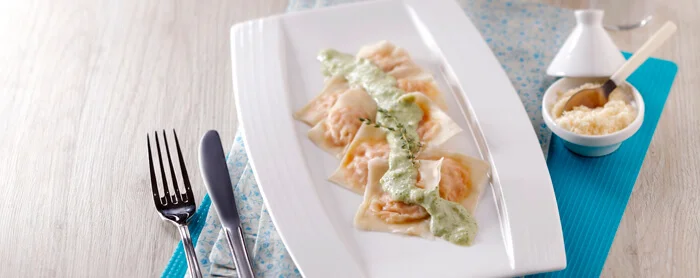 Homemade Ravioli Saus Brokoli
